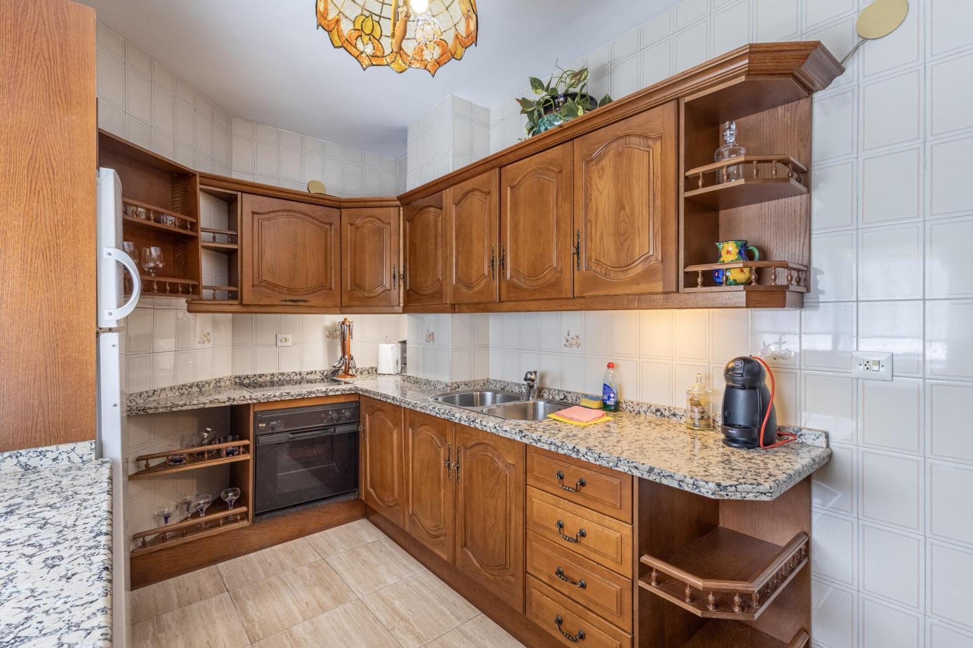Dreaming Dona Luisa - Free Parking Apartment Granada