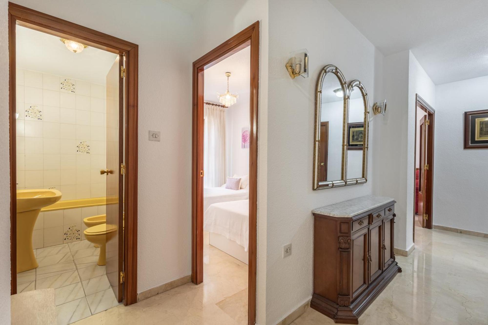 Dreaming Dona Luisa - Free Parking Apartment